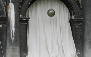 Andrea Thoma, Rotondo Venetitian Curtain